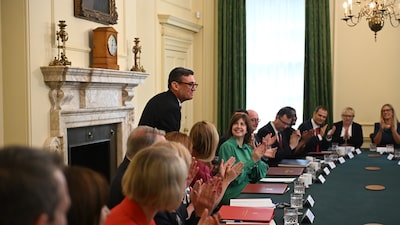 Entre Trump, Europa e a esquerda, novo governo britânico encara teste de geopolítica Entre Trump, Europa e a esquerda, novo governo britânico encara teste de geopolítica
