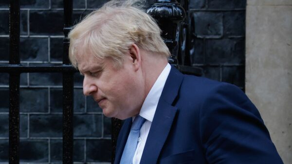 Gobierno de Boris Johnson en crisis con renuncia de cuatro asesores clave Gobierno de Boris Johnson en crisis con renuncia de cuatro asesores clave