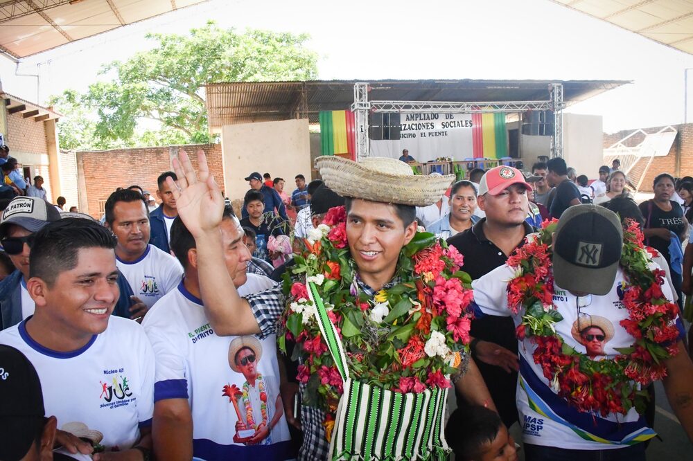 Andrónico Rodríguez, presidente del Senado en Bolivia. Andrónico Rodríguez, presidente del Senado en Bolivia.