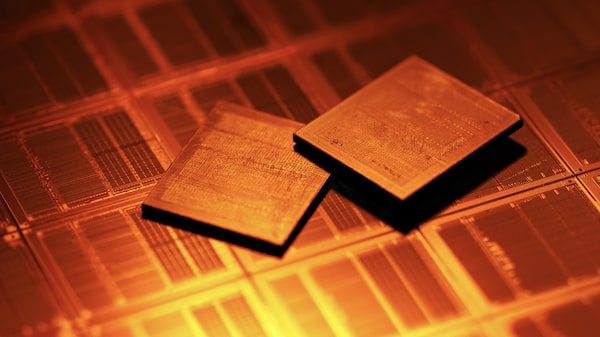 Acciones de chips asiáticas caen mientras líderes de IA piden ralentizar modelos Acciones de chips asiáticas caen mientras líderes de IA piden ralentizar modelos