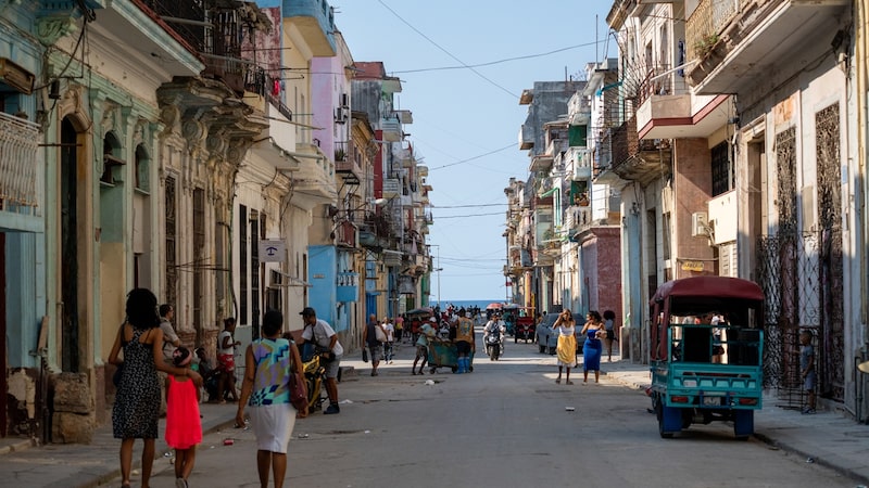 Nova ofensiva dos EUA contra Cuba atinge negócios estrangeiros e sistema financeiro Nova ofensiva dos EUA contra Cuba atinge negócios estrangeiros e sistema financeiro