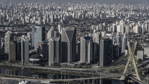 Legacy e Ace têm ganhos em setembro com aposta em juros mais altos no Brasil Legacy e Ace têm ganhos em setembro com aposta em juros mais altos no Brasil