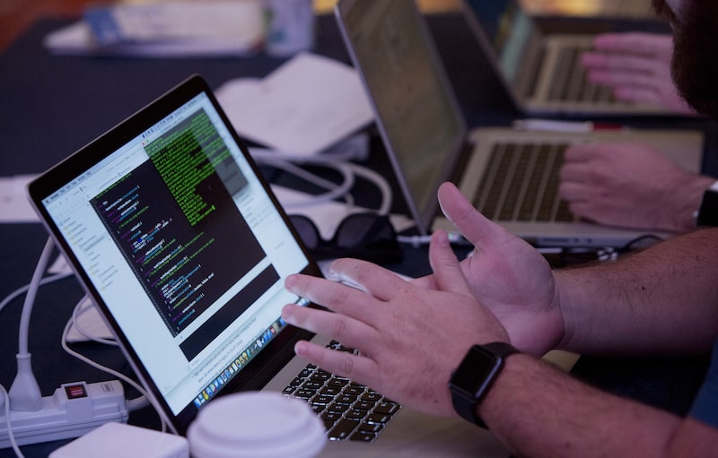 Conferencia de Desarrolladores Móviles Hackathon de Yahoo! Inc. en Nueva York, EE. UU., el martes 25 de agosto de 2015. Conferencia de Desarrolladores Móviles Hackathon de Yahoo! Inc. en Nueva York, EE. UU., el martes 25 de agosto de 2015.