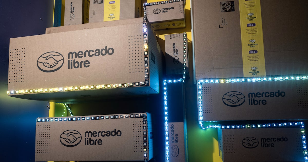 Acciones de MercadoLibre lideran subas del Nasdaq 100 con impresionante alza de casi 9%