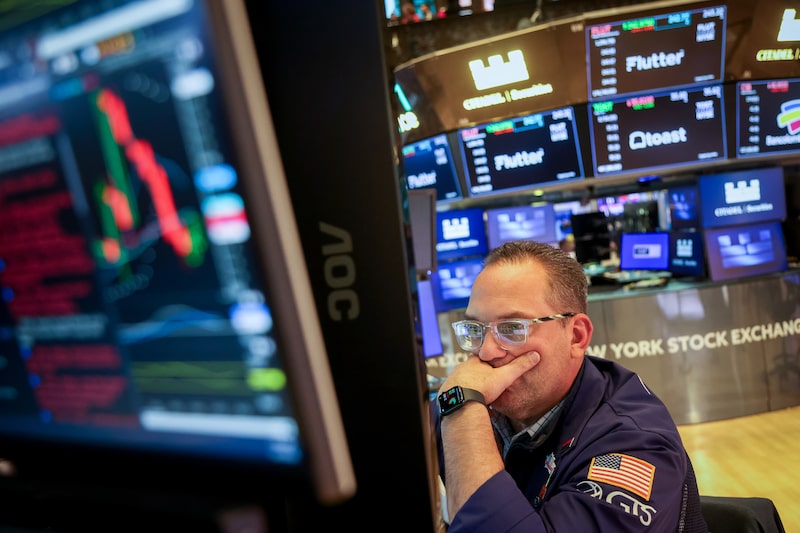Traders On The Floor Of The New York Stock Exchange As Fed Chair Powell Holds New Conference Traders On The Floor Of The New York Stock Exchange As Fed Chair Powell Holds New Conference
