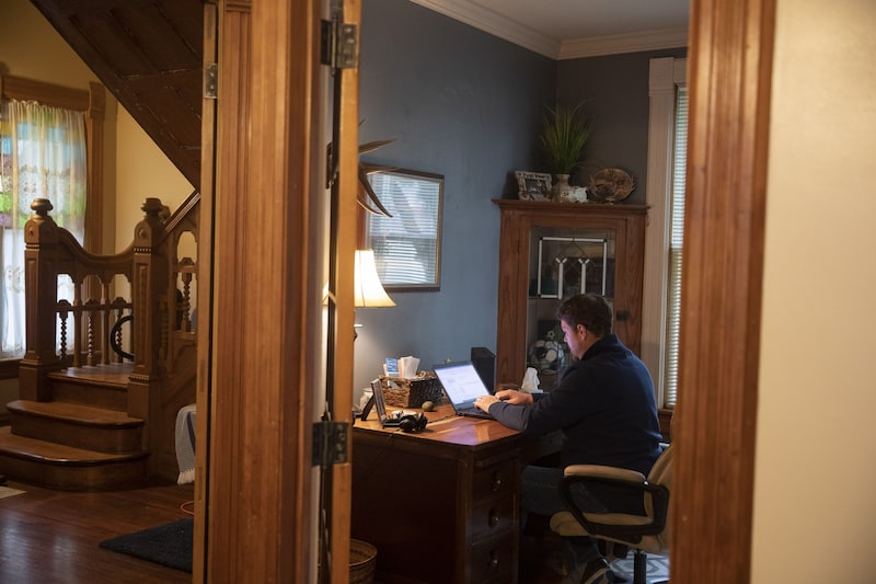 CEOs de diversos setores têm exigido que os funcionários retornem ao escritório. (Foto: Daniel Acker/Bloomberg) CEOs de diversos setores têm exigido que os funcionários retornem ao escritório. (Foto: Daniel Acker/Bloomberg)