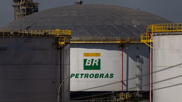 Petrobras no alcanza las previsiones de ganancias pese al alza del petróleo por la guerra Petrobras no alcanza las previsiones de ganancias pese al alza del petróleo por la guerra