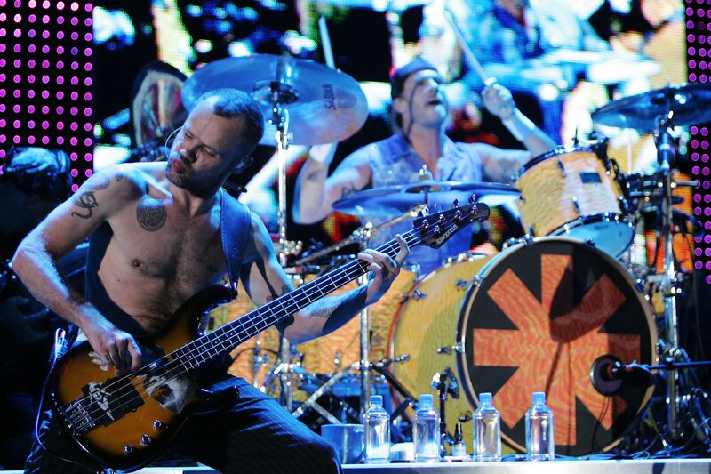 Empresas apostam em potencial do streaming e se juntaram para investir até US$ 1,2 bilhão em catálogos de músicas icônicas (Foto: Kristian Dowling/Getty Images) Empresas apostam em potencial do streaming e se juntaram para investir até US$ 1,2 bilhão em catálogos de músicas icônicas (Foto: Kristian Dowling/Getty Images)