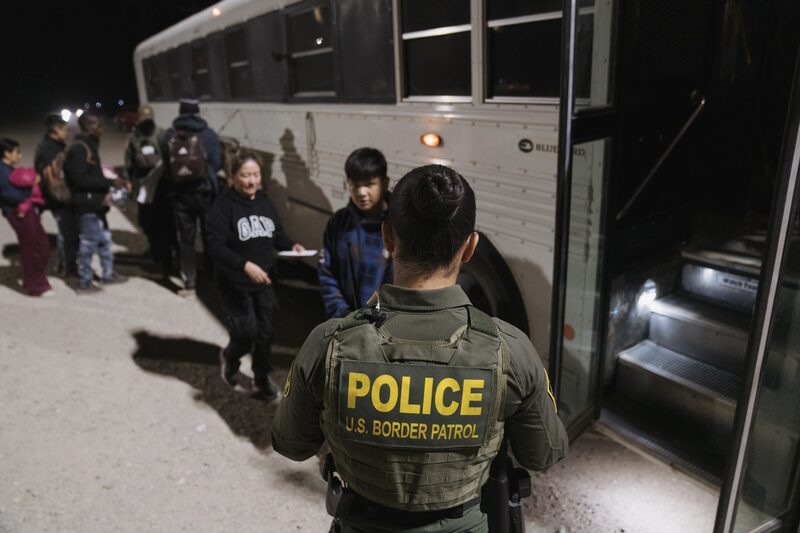 Otras ciudades están afrontando retos similares al tiempo que adoptan enfoques diferentes ante el cambio de administración. Otras ciudades están afrontando retos similares al tiempo que adoptan enfoques diferentes ante el cambio de administración.