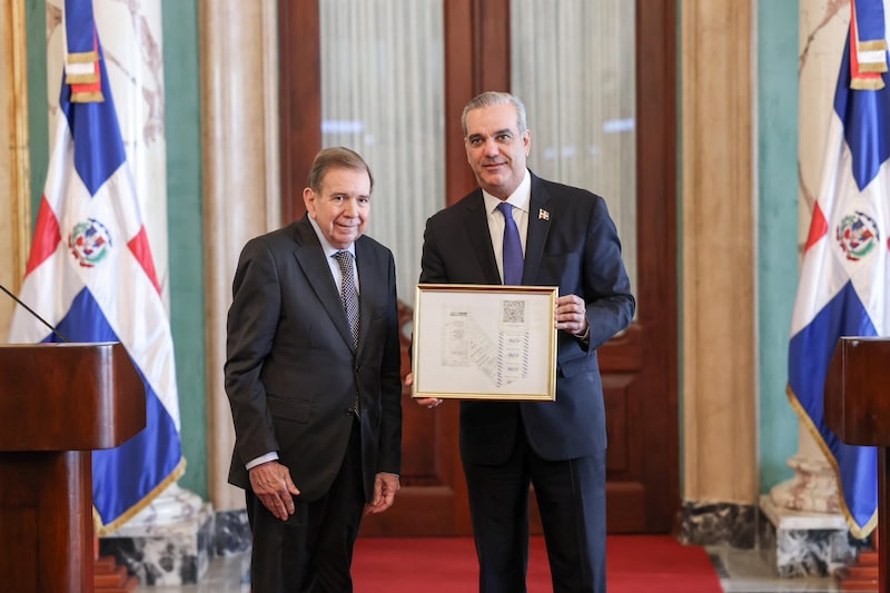 “Nos veremos todos muy pronto en Caracas en libertad”: Edmundo González en Dominicana “Nos veremos todos muy pronto en Caracas en libertad”: Edmundo González en Dominicana