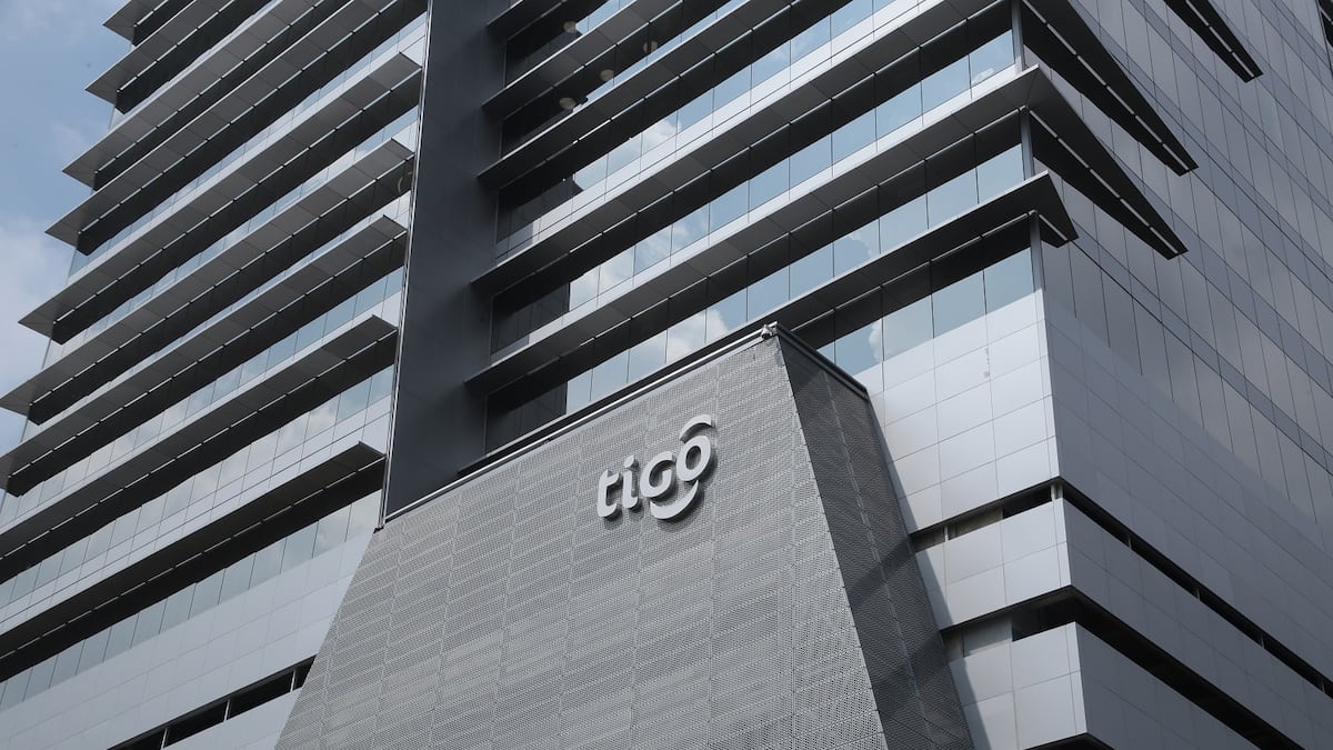 Millicom (Tigo) espera condiciones para invertir en Venezuela y no descarta interés en activos de Telefónica