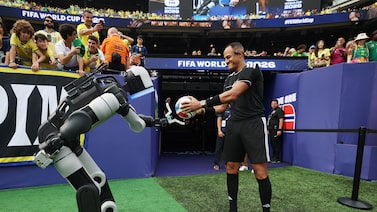 Robô entra em campo: Hyundai apresenta Atlas na Copa e mira produção em massa nos EUA Robô entra em campo: Hyundai apresenta Atlas na Copa e mira produção em massa nos EUA