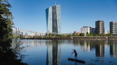 El Banco Central Europeo esperaría hasta diciembre para su última subida de tasas, según encuesta El Banco Central Europeo esperaría hasta diciembre para su última subida de tasas, según encuesta