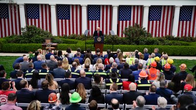 JPMorgan passa a prever recessão nos EUA neste ano com impacto de tarifas JPMorgan passa a prever recessão nos EUA neste ano com impacto de tarifas