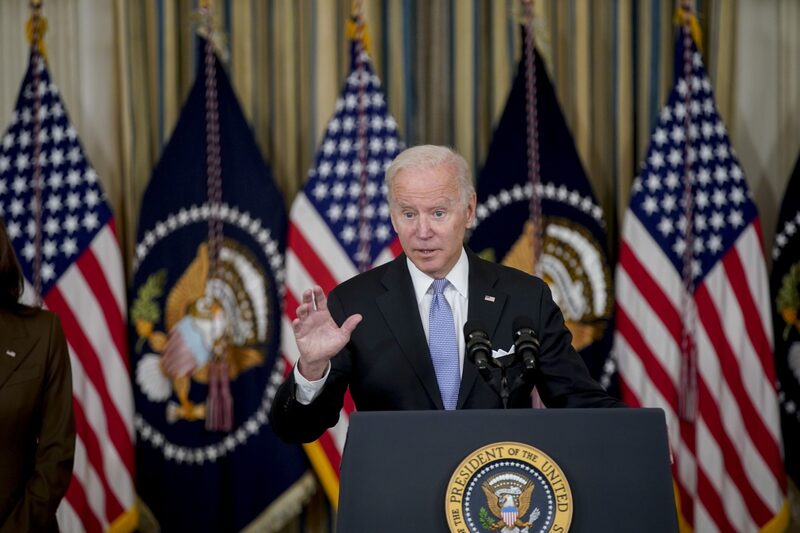 Biden enfrenta pressão para conter o aumento dos preços da energia, já que a recuperação da pandemia elevou os preços do petróleo e da gasolina Biden enfrenta pressão para conter o aumento dos preços da energia, já que a recuperação da pandemia elevou os preços do petróleo e da gasolina