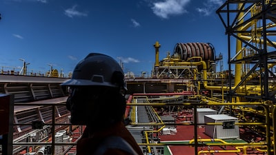 Petrobras opera megaplataformas acima da capacidade e atinge produção recorde Petrobras opera megaplataformas acima da capacidade e atinge produção recorde