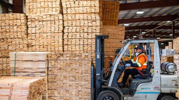 Más de la mitad de la jornada laboral se pasa más o menos trabajando Más de la mitad de la jornada laboral se pasa más o menos trabajando