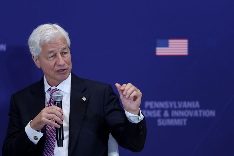 CEO do JPMorgan Chase enfatizou a necessidade de os governos apoiarem melhor as economias, inclusive por meio da política tributária (Foto: Tom Brenner/Bloomberg) CEO do JPMorgan Chase enfatizou a necessidade de os governos apoiarem melhor as economias, inclusive por meio da política tributária (Foto: Tom Brenner/Bloomberg)