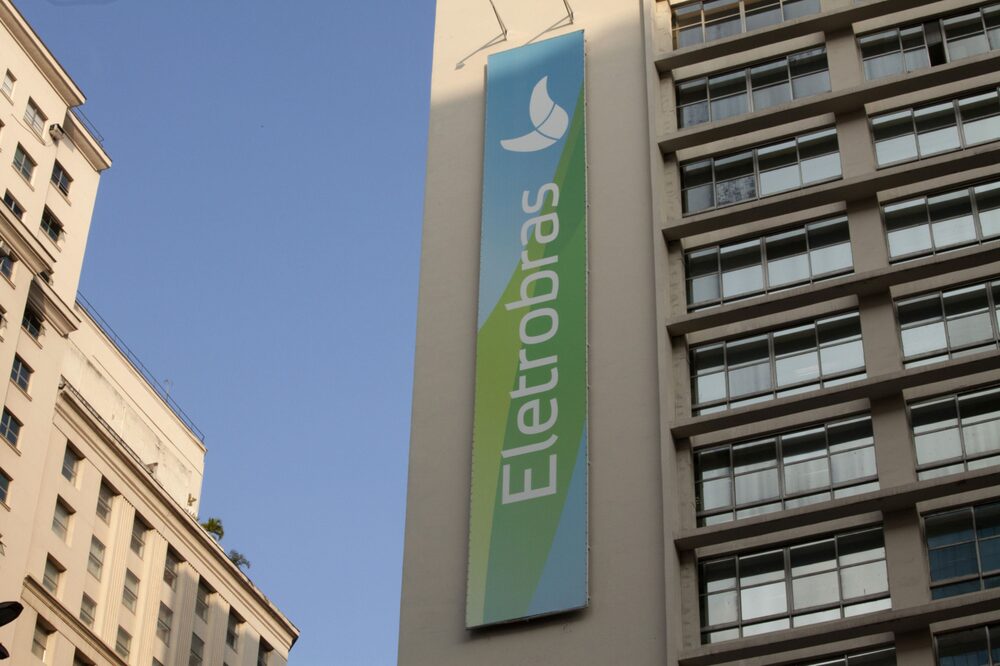 Eletrobras | Governo entrou com medida no STF para tentar aumentar influência na empresa.n (Foto: Bloomberg) Eletrobras | Governo entrou com medida no STF para tentar aumentar influência na empresa.n (Foto: Bloomberg)