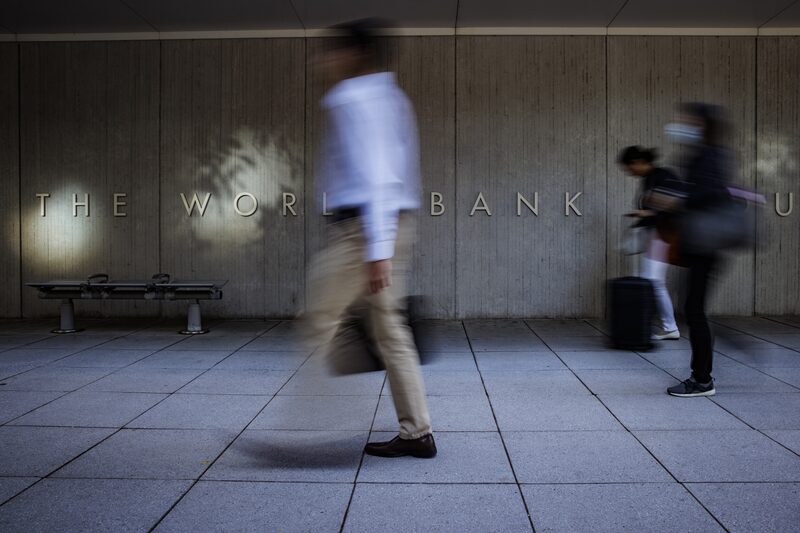 El FMI y el Banco Mundial enfrentan su prueba más dura: convencer a Trump de su rol. El FMI y el Banco Mundial enfrentan su prueba más dura: convencer a Trump de su rol.