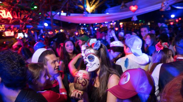 Club Vértigo, la disco tica, reabre con NFTs para artistas y clientes frecuentes Club Vértigo, la disco tica, reabre con NFTs para artistas y clientes frecuentes