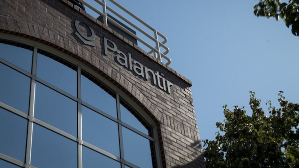 Palantir compra lingotes de oro para cubrirse ante un “evento de cisne negro” Palantir compra lingotes de oro para cubrirse ante un “evento de cisne negro”