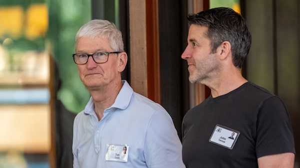 John Ternus inicia su era en Apple con el reto de superar el salto bursátil de 2.258% de Cook John Ternus inicia su era en Apple con el reto de superar el salto bursátil de 2.258% de Cook
