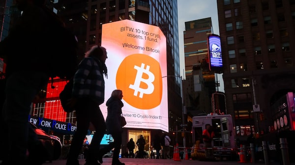 El bitcoin borra brevemente todas las ganancias registradas desde principios de año El bitcoin borra brevemente todas las ganancias registradas desde principios de año
