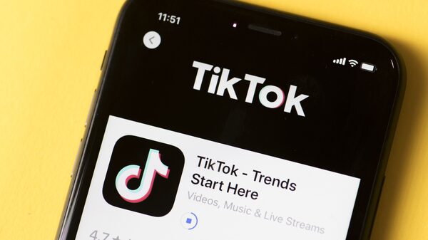 El Talibán prohíbe TikTok por “engañar” a los jóvenes en Afganistán El Talibán prohíbe TikTok por “engañar” a los jóvenes en Afganistán