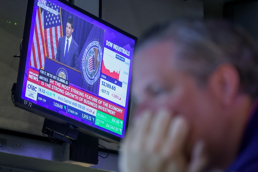A television station broadcasts Kevin Warsh, chairman of the US Federal Reserve, speaking after a Federal Open Market Committee (FOMC) meeting as a trader works on the floor of the New York Stock Exchange (NYSE) in New York, US, on Wednesday, July 29, 2026. Federal Reserve officials left interest rates unchanged, but a fractured vote signaled growing conviction among some policymakers that higher rates are needed to curb resurgent inflation. Photographer: Michael Nagle/Bloomberg A television station broadcasts Kevin Warsh, chairman of the US Federal Reserve, speaking after a Federal Open Market Committee (FOMC) meeting as a trader works on the floor of the New York Stock Exchange (NYSE) in New York, US, on Wednesday, July 29, 2026. Federal Reserve officials left interest rates unchanged, but a fractured vote signaled growing conviction among some policymakers that higher rates are needed to curb resurgent inflation. Photographer: Michael Nagle/Bloomberg