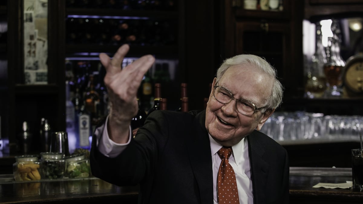 El top 10 de acciones que compró Warren Buffett en su último año como CEO de Berkshire Hathaway