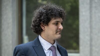 Caso FTX: Bankman-Fried é preso depois de Justiça dos EUA revogar fiança Caso FTX: Bankman-Fried é preso depois de Justiça dos EUA revogar fiança