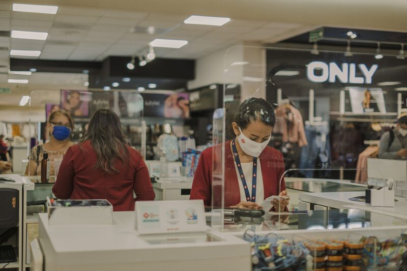 Las empresas han tenido que adaptarse a la reactivación económica tras la emergencia del Covid-19, señala la encuesta de PwC Las empresas han tenido que adaptarse a la reactivación económica tras la emergencia del Covid-19, señala la encuesta de PwC