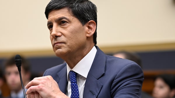 Warsh deja entrever que la Fed podría subir las tasas si persiste la inflación Warsh deja entrever que la Fed podría subir las tasas si persiste la inflación