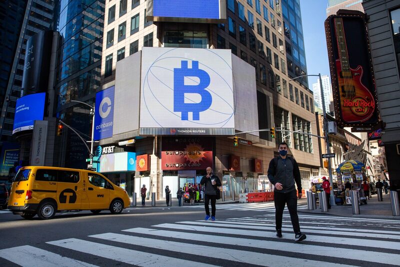 Disminución del entusiasmo por los ETF de bitcoin podría afectar a Coinbase: JPMorgan Disminución del entusiasmo por los ETF de bitcoin podría afectar a Coinbase: JPMorgan