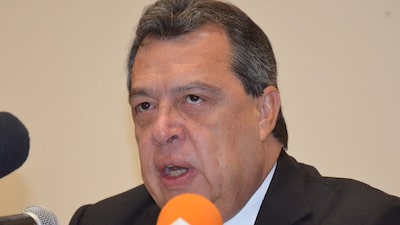México detiene a exgobernador acusado de ocultar pruebas en caso de estudiantes de Ayotzinapa México detiene a exgobernador acusado de ocultar pruebas en caso de estudiantes de Ayotzinapa