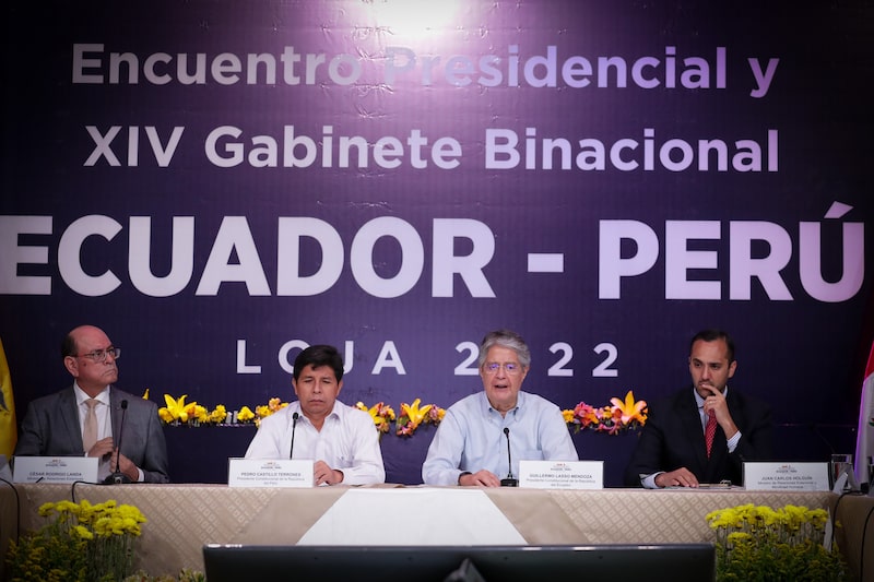 Los presidentes de Ecuador y Perú se reunieron este 29 de abril en Loja, al sur del país. Los presidentes de Ecuador y Perú se reunieron este 29 de abril en Loja, al sur del país.