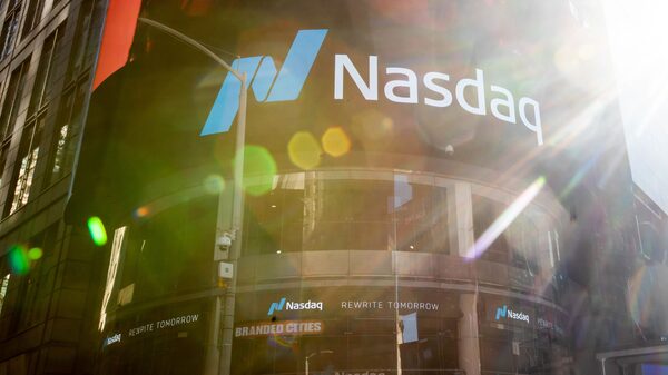 Acciones del Nasdaq que han caído 50% o más llegan a cifra récord Acciones del Nasdaq que han caído 50% o más llegan a cifra récord