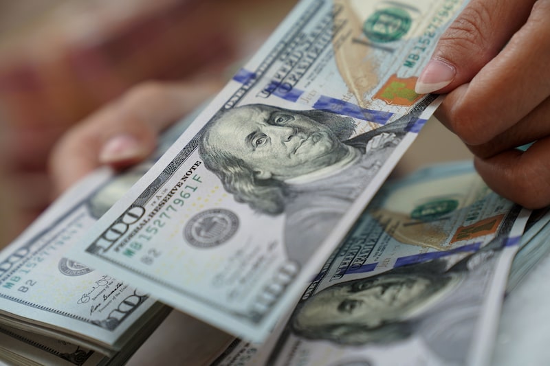 U.S. dollar banknotes Photographer: Dimas Ardian/Bloomberg U.S. dollar banknotes Photographer: Dimas Ardian/Bloomberg