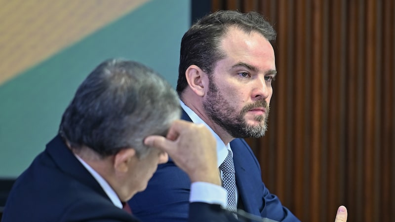 Programas de crédito não prejudicam a política monetária, diz ministro da Fazenda Programas de crédito não prejudicam a política monetária, diz ministro da Fazenda