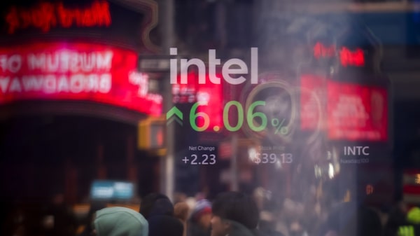 Intel suma US$100.000 millones en abril y destaca entre acciones de mejor desempeño del S&P 500 Intel suma US$100.000 millones en abril y destaca entre acciones de mejor desempeño del S&P 500