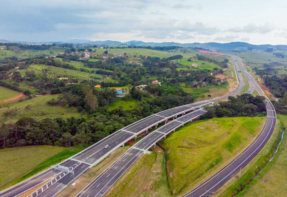 Rodovias voltam a entrar na previsão de concessões Rodovias voltam a entrar na previsão de concessões