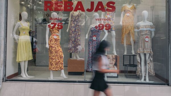 Prices in Mexico Keep Falling but Still Fall Short of Banxico’s Inflation Target Prices in Mexico Keep Falling but Still Fall Short of Banxico’s Inflation Target