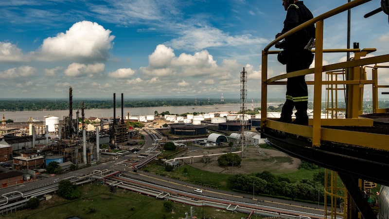 Do Chile à Colômbia: alta do petróleo leva governos latinos a rever política energética Do Chile à Colômbia: alta do petróleo leva governos latinos a rever política energética