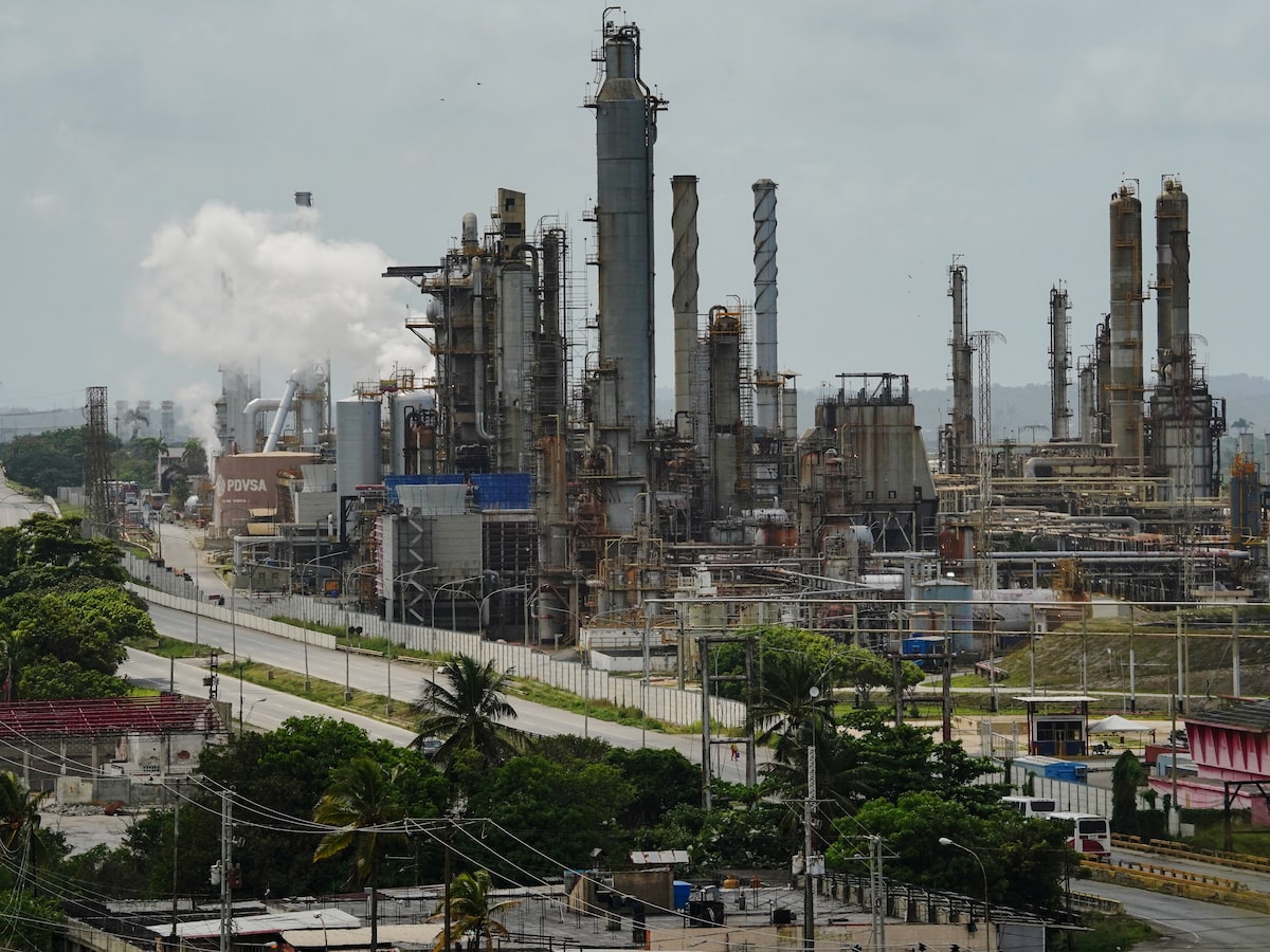Inversiones en Venezuela de Harry Sargeant bajo presión.