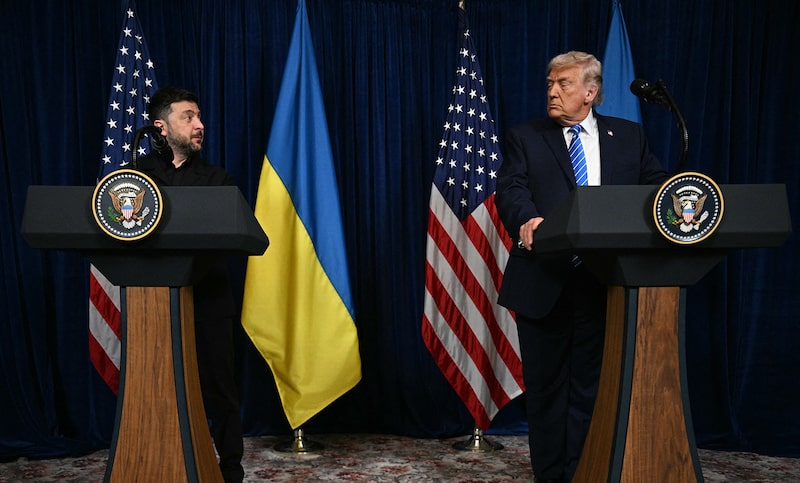 Trump se dirige a la cumbre de la OTAN para reunirse con Zelenskyy y enfrentarse a aliados recelosos. Trump se dirige a la cumbre de la OTAN para reunirse con Zelenskyy y enfrentarse a aliados recelosos.