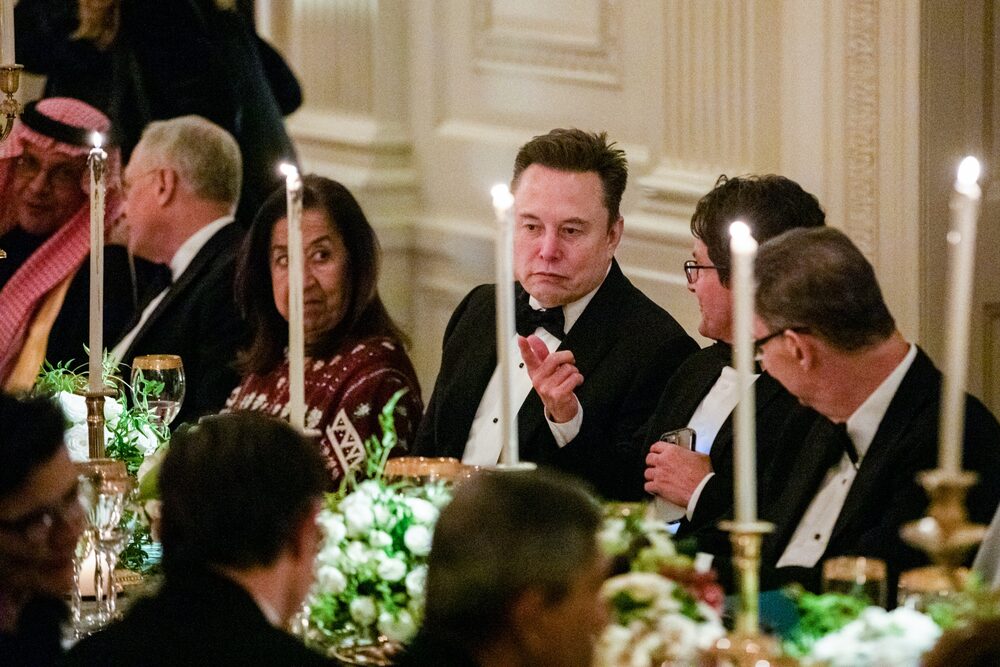 Elon Musk no jantar de gala no Salão Leste da Casa Branca na noite de terça-feira (18) (Foto: Anna Rose Layden/Politico/Bloomberg) Elon Musk no jantar de gala no Salão Leste da Casa Branca na noite de terça-feira (18) (Foto: Anna Rose Layden/Politico/Bloomberg)