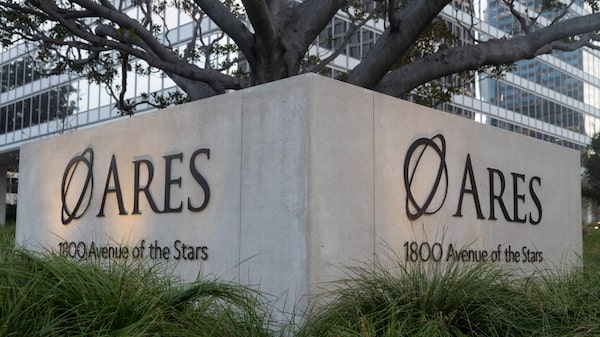 Ares y Apollo limitan retiros y exponen la tensión creciente en el crédito privado Ares y Apollo limitan retiros y exponen la tensión creciente en el crédito privado