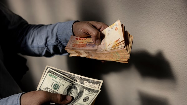 ¿Por qué Argentina y Ecuador le deben tantos dólares al FMI? ¿Por qué Argentina y Ecuador le deben tantos dólares al FMI?