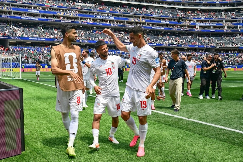 Los jugadores iraníes celebran al término del partido de fútbol del Grupo G del Mundial de 2026, disputado en el Estadio de Los Ángeles, en Inglewood, el 21 de junio. Foto: Frederic J. Brown/AFP/Getty Images Los jugadores iraníes celebran al término del partido de fútbol del Grupo G del Mundial de 2026, disputado en el Estadio de Los Ángeles, en Inglewood, el 21 de junio. Foto: Frederic J. Brown/AFP/Getty Images